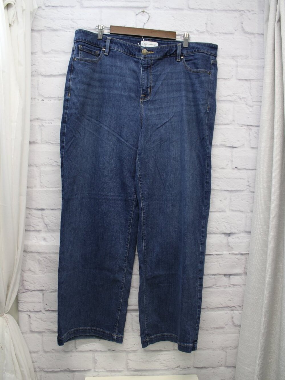 Lane Bryant Plus 18 Flex Magic Waistband Mid Rise Wide Leg Jeans Classic Summer